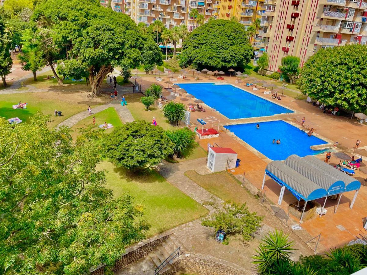Luxury Suites Sunset Beach 贝纳尔马德纳 外观 照片