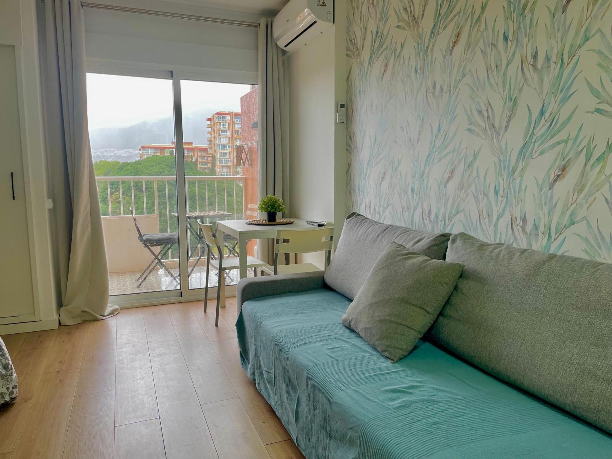 Luxury Suites Sunset Beach 贝纳尔马德纳 外观 照片
